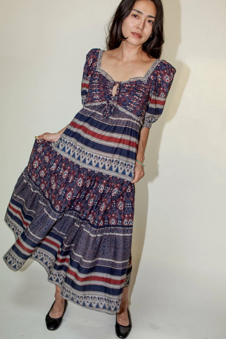 Deals π Sea NY Tasha Print Short Sleeve Tiered π Dress In Navy β 6 Sea NY Tasha Print Short Sleeve Tiered Dress In Navy