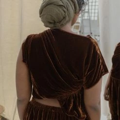 Baserange Rossia Top In Ocular